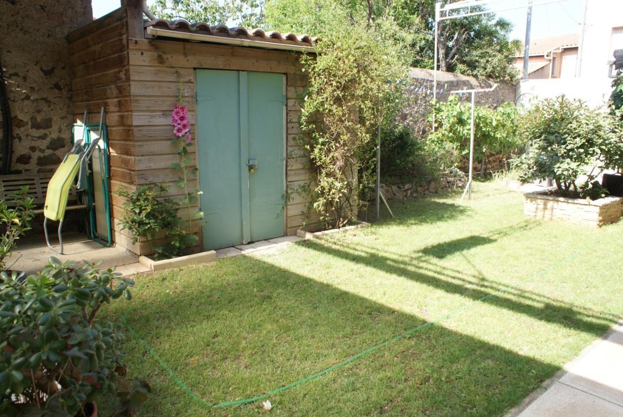 Spacieuse maison de village avec jardin patio Bessan Extérieur photo