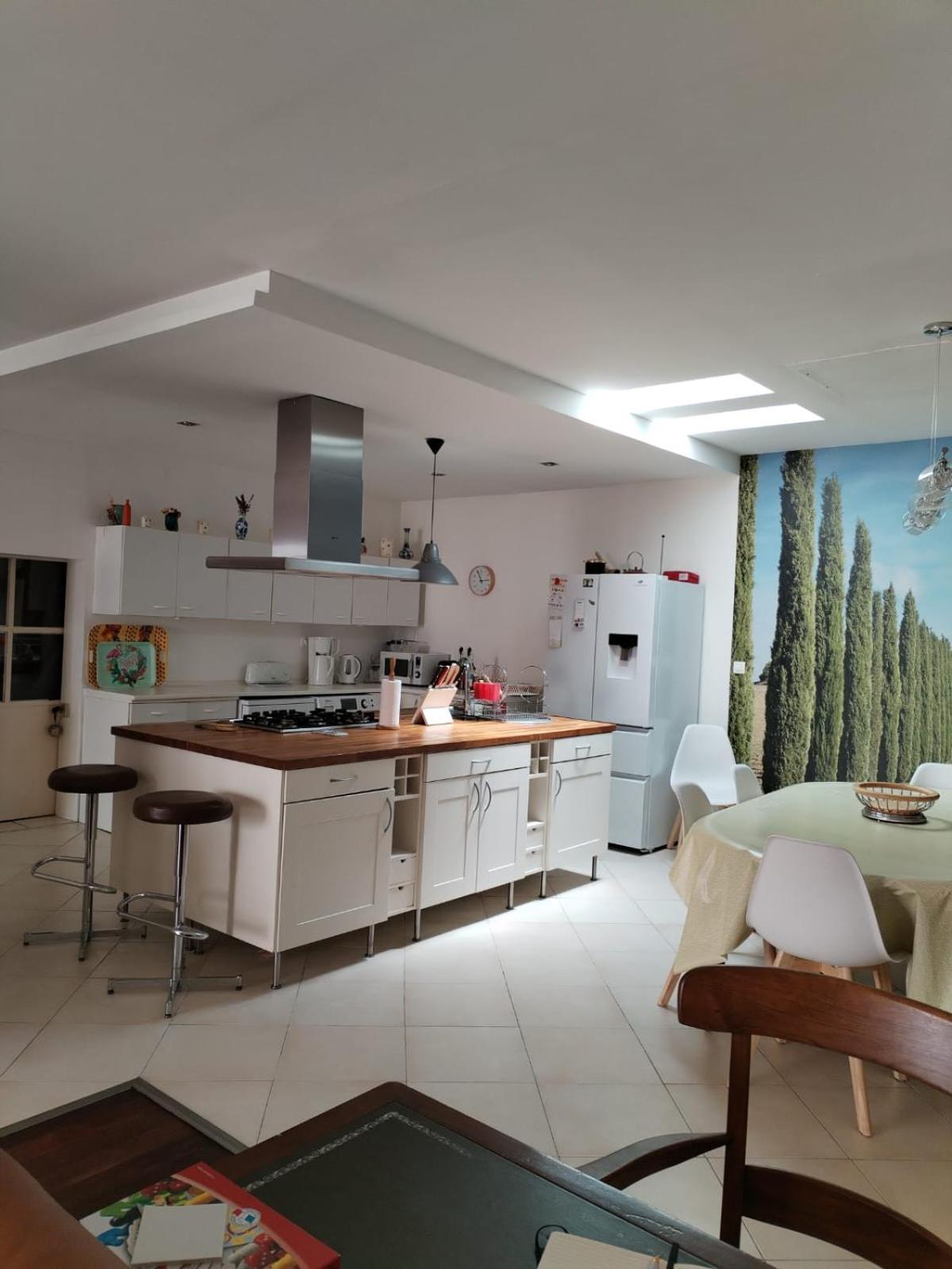Spacieuse maison de village avec jardin patio Bessan Extérieur photo
